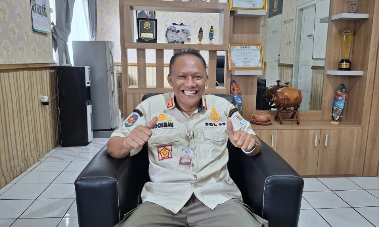 Nur Ramadhan: Jembatan Hiburan yang Menghubungkan Jiwa di Cilacap